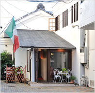 イタリア料理「カーサビアンカ」さまの店舗外観の写真