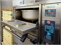 ガス立体炊飯器の写真