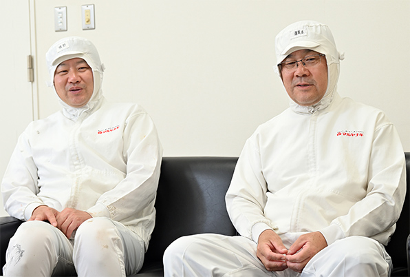 今導入の決め手についてお話しいただく横野さまと蓬莱さま
